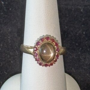 18k Yellow Gold Ruby and Black Star Sapphire Ring SZ: 7